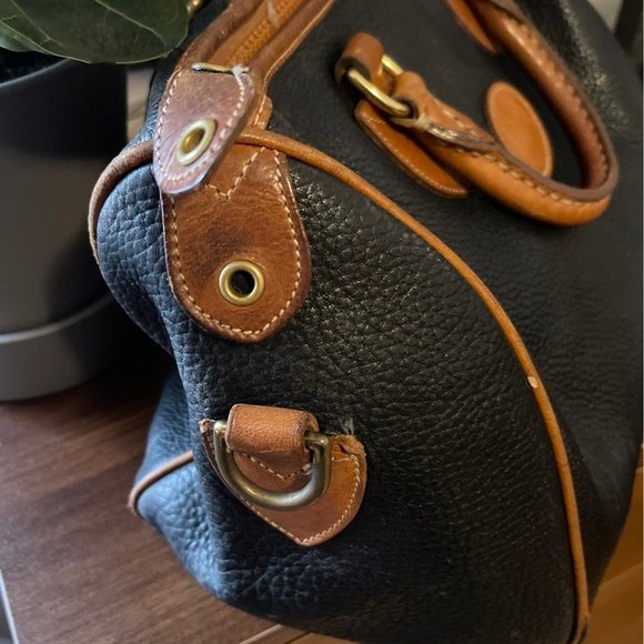 Dooney Bourke Vintage Boston Bag - Picture 7 of 8